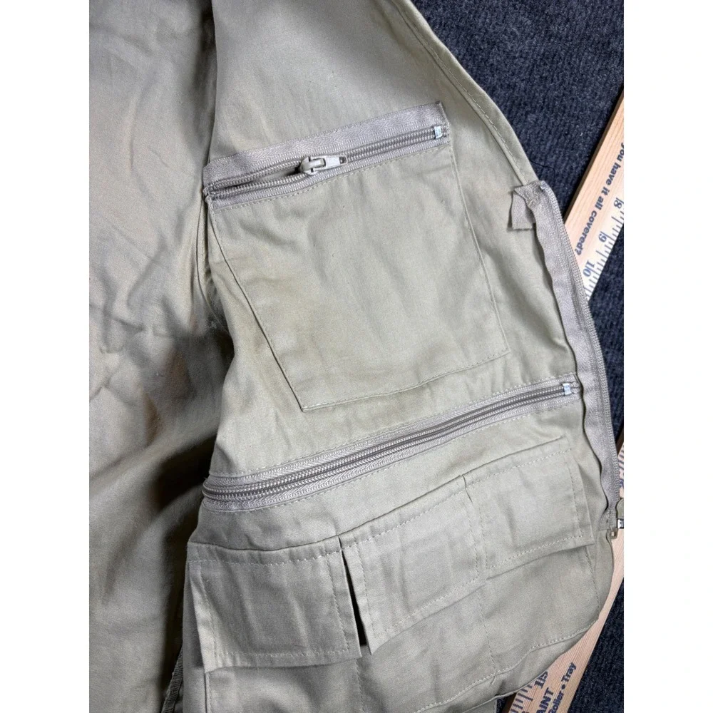Crystal River Mens‎ Large Tan Khaki Multi Pocket Fishing Utility Vest Fly Patch